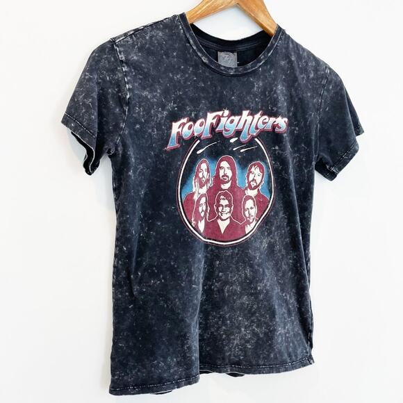 Foo Fighters Concert Tee Acid Washed Black XS EUC - Picture 6 of 8